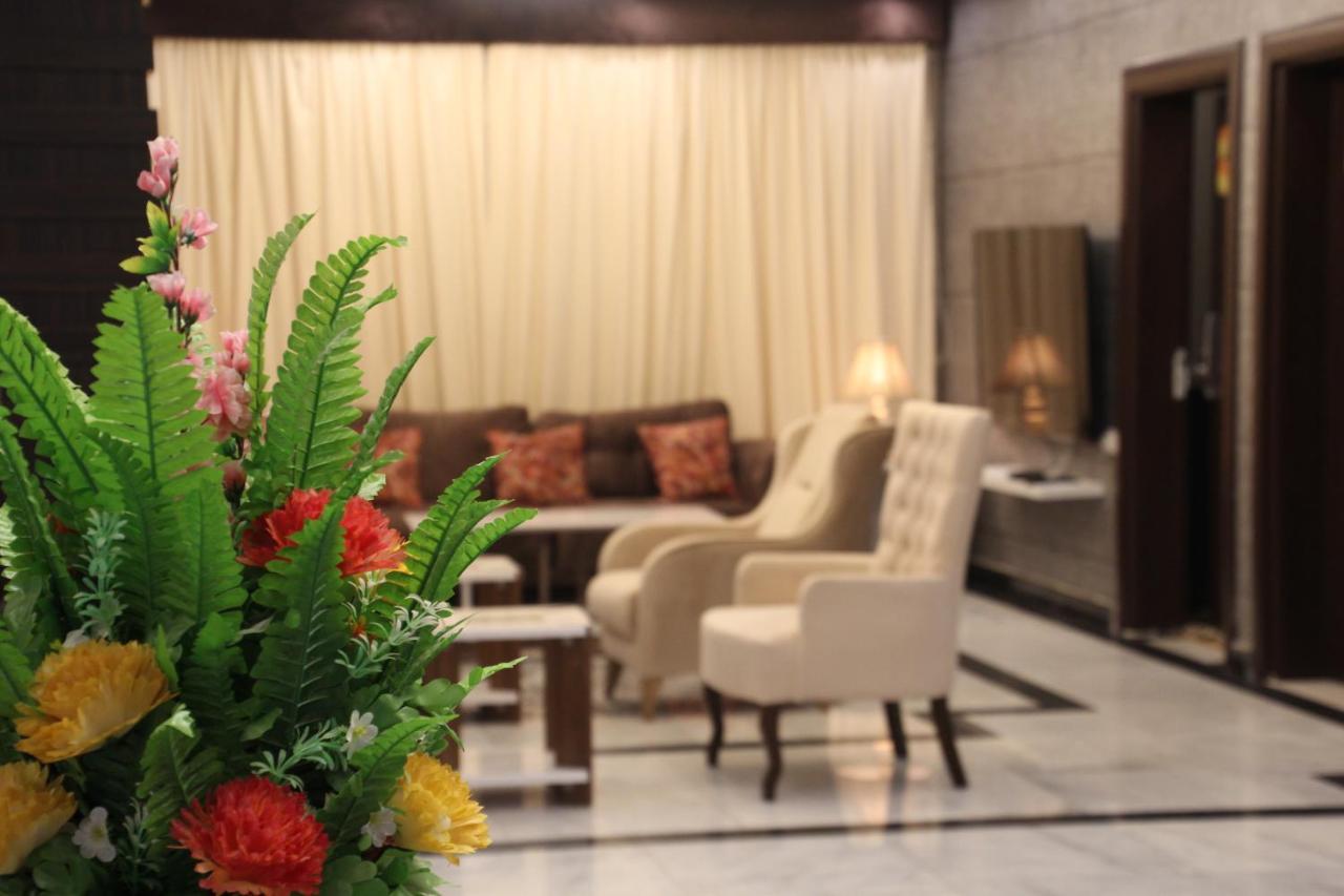 Ewaan Alnagaa Aparthotel Jeddah Exterior photo