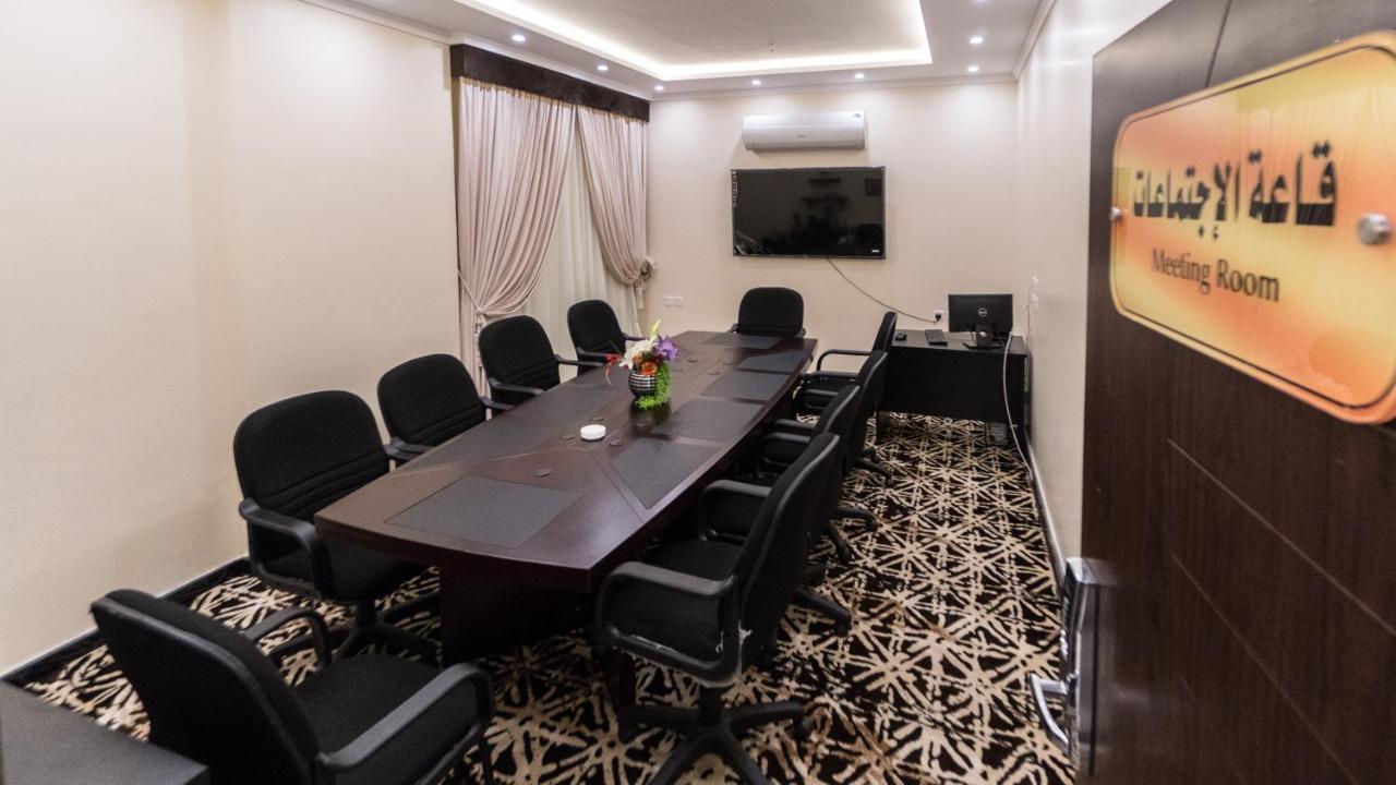 Ewaan Alnagaa Aparthotel Jeddah Exterior photo